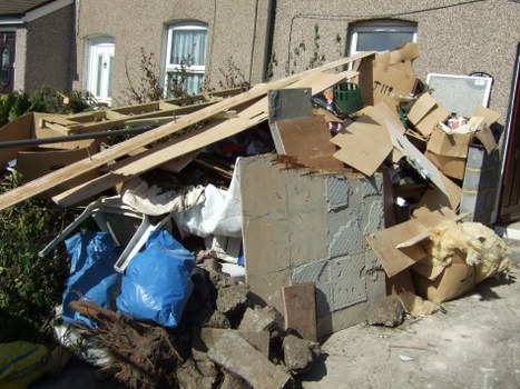 Various Types of Skips Available in Limehouse